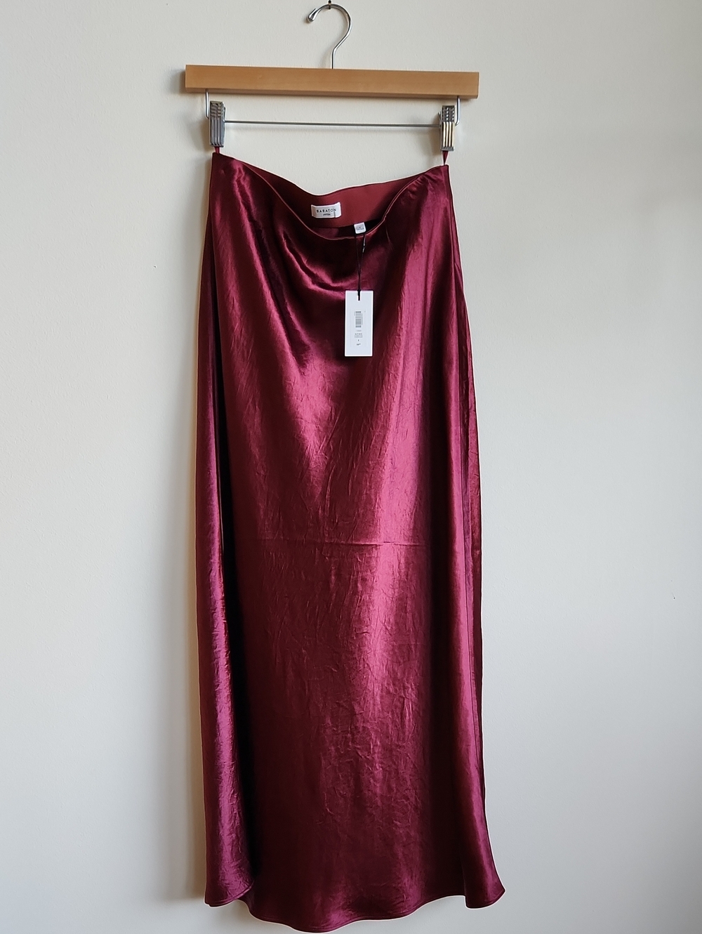 Aritzia Crinkled Satin Skirt NWT